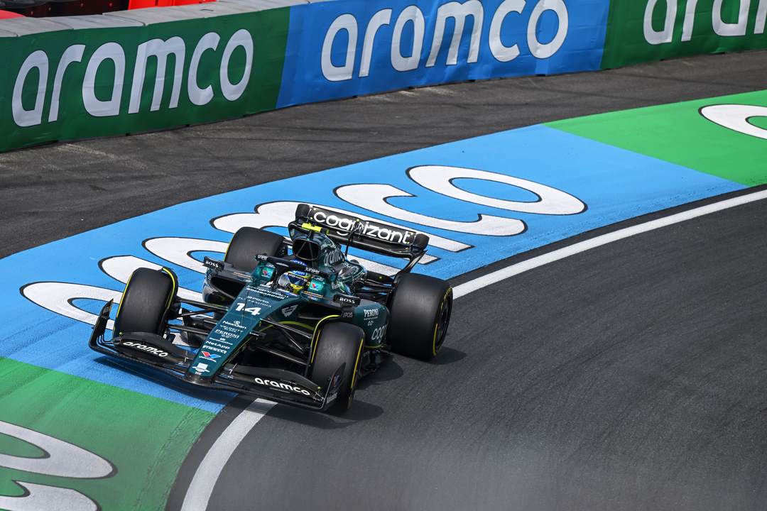 Fernando-Alonso-Aston-Martin-Zaandvort